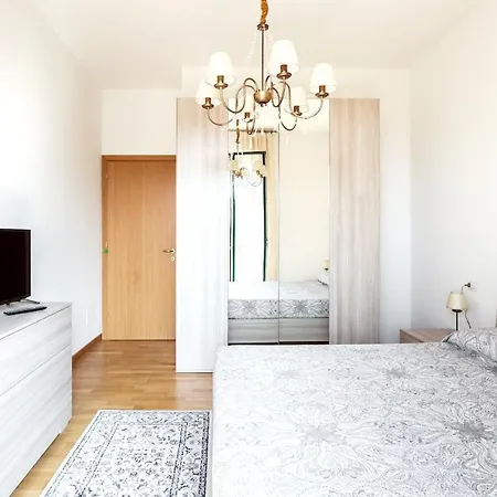 Viale Angelo Masini *